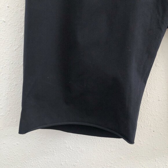 LULULEMON Train to Beach High-Rise Short 10" No Size Tag Check Measurements - Picture 7 of 9